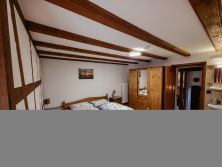 Schlafzimmer 1 Ebene 2 Doppelbett